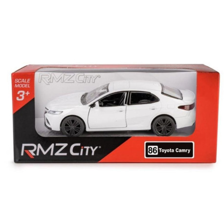 RMZ Toyota Camry 2022 biały